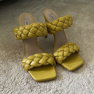 Mustard Color Steve Madden Shoes